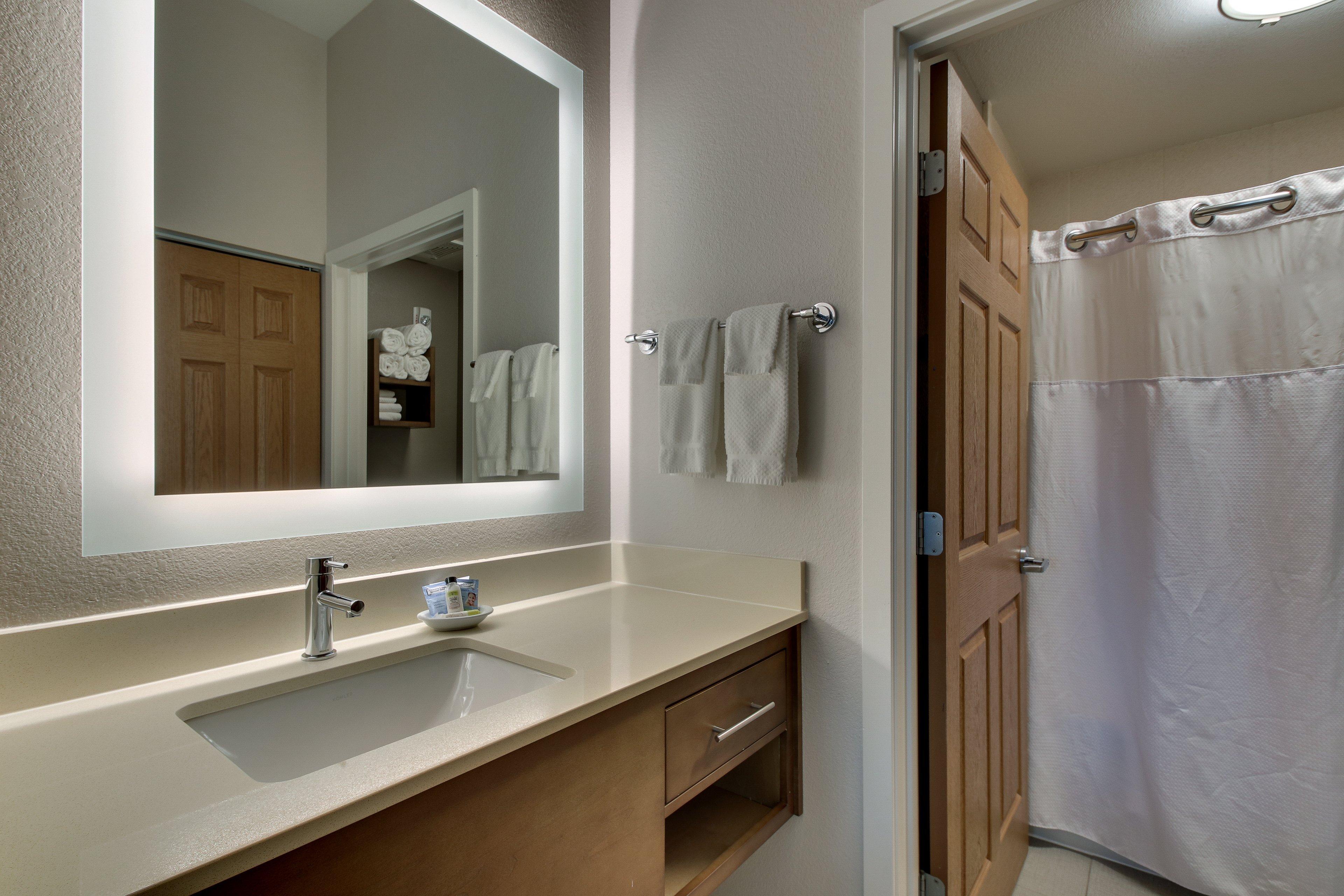 Staybridge Suites Missoula By Ihg Экстерьер фото