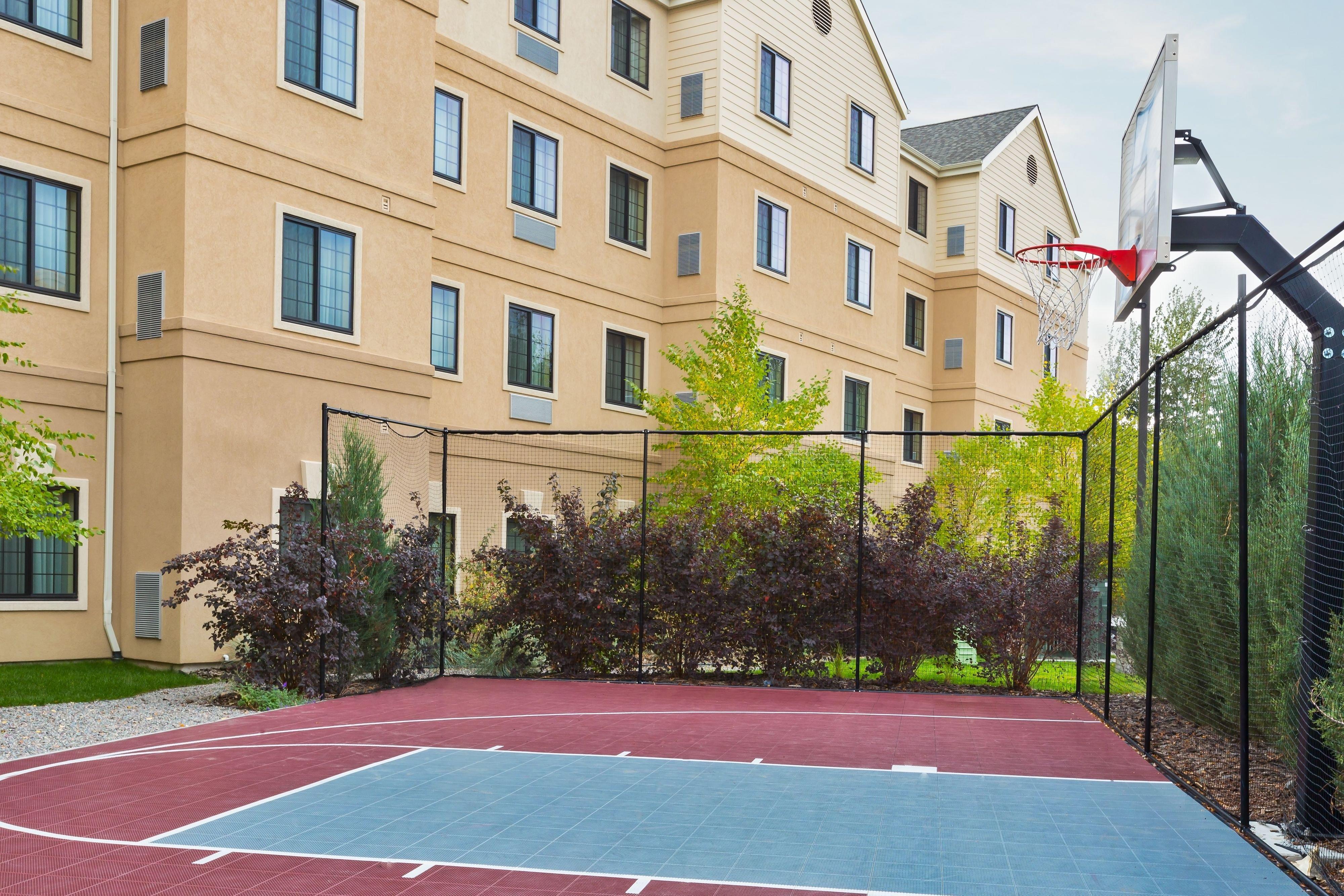 Staybridge Suites Missoula By Ihg Экстерьер фото